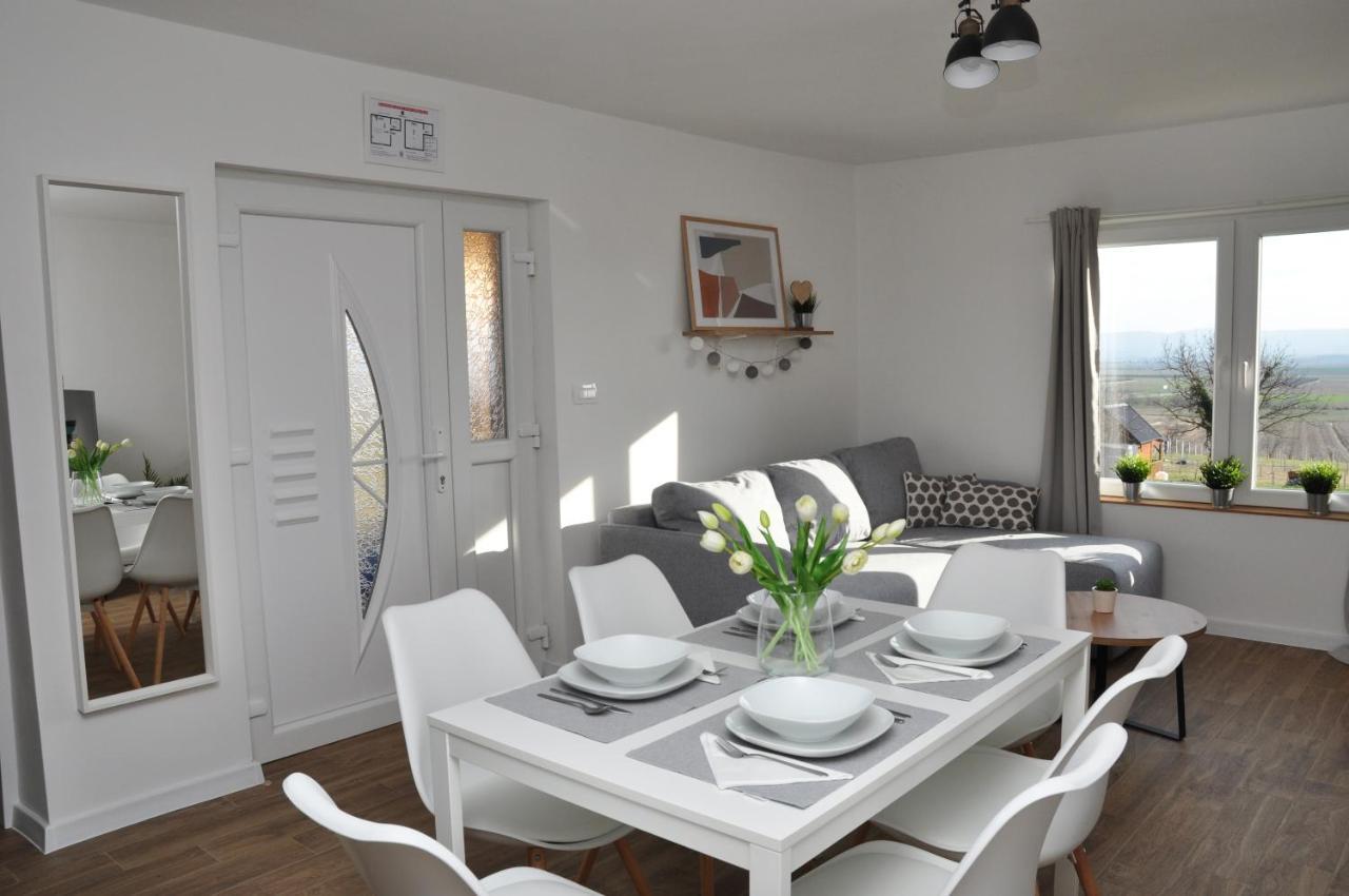 Holiday Home Vinovilla Kutjevo ภายนอก รูปภาพ