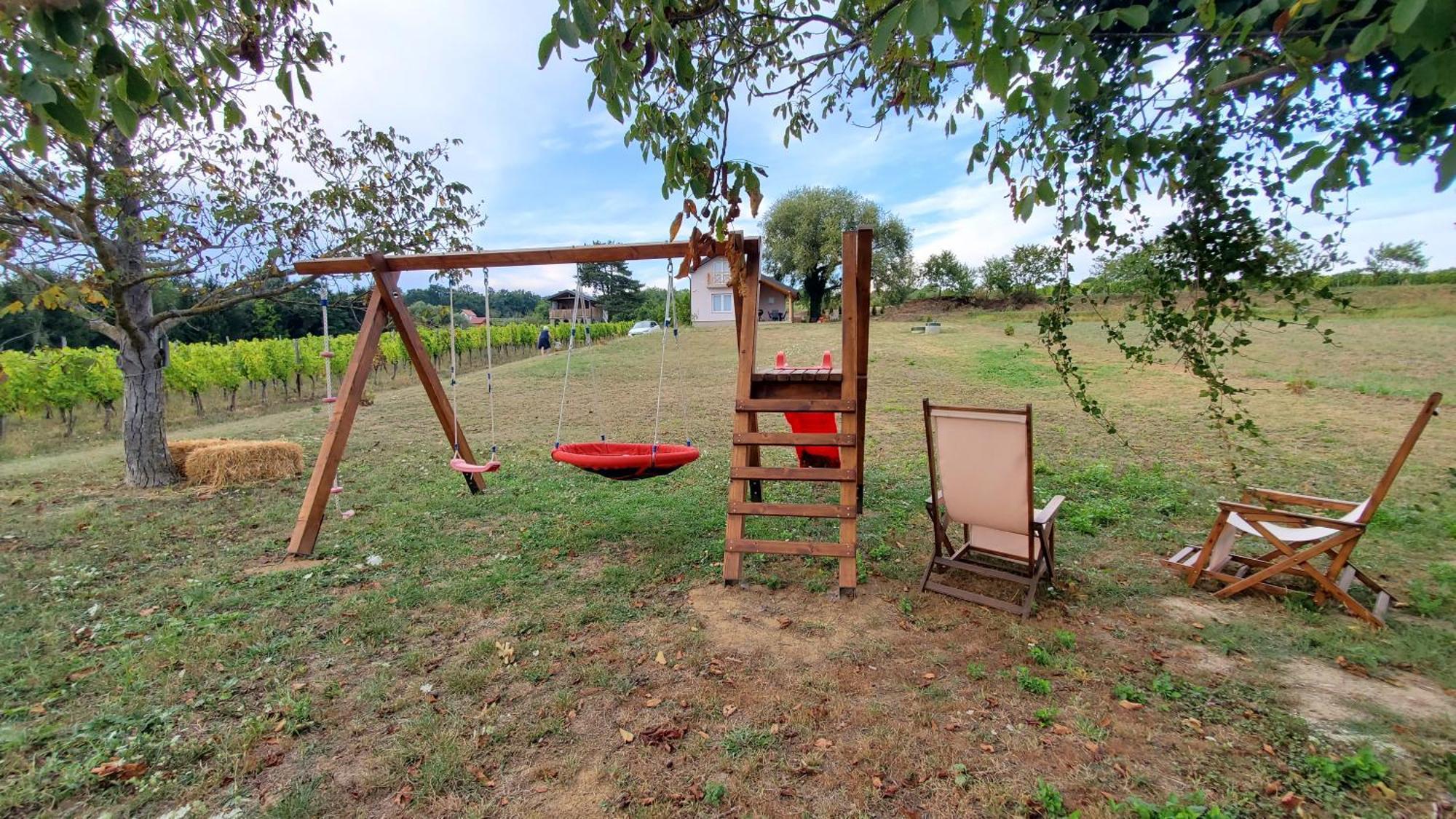 Holiday Home Vinovilla Kutjevo ภายนอก รูปภาพ